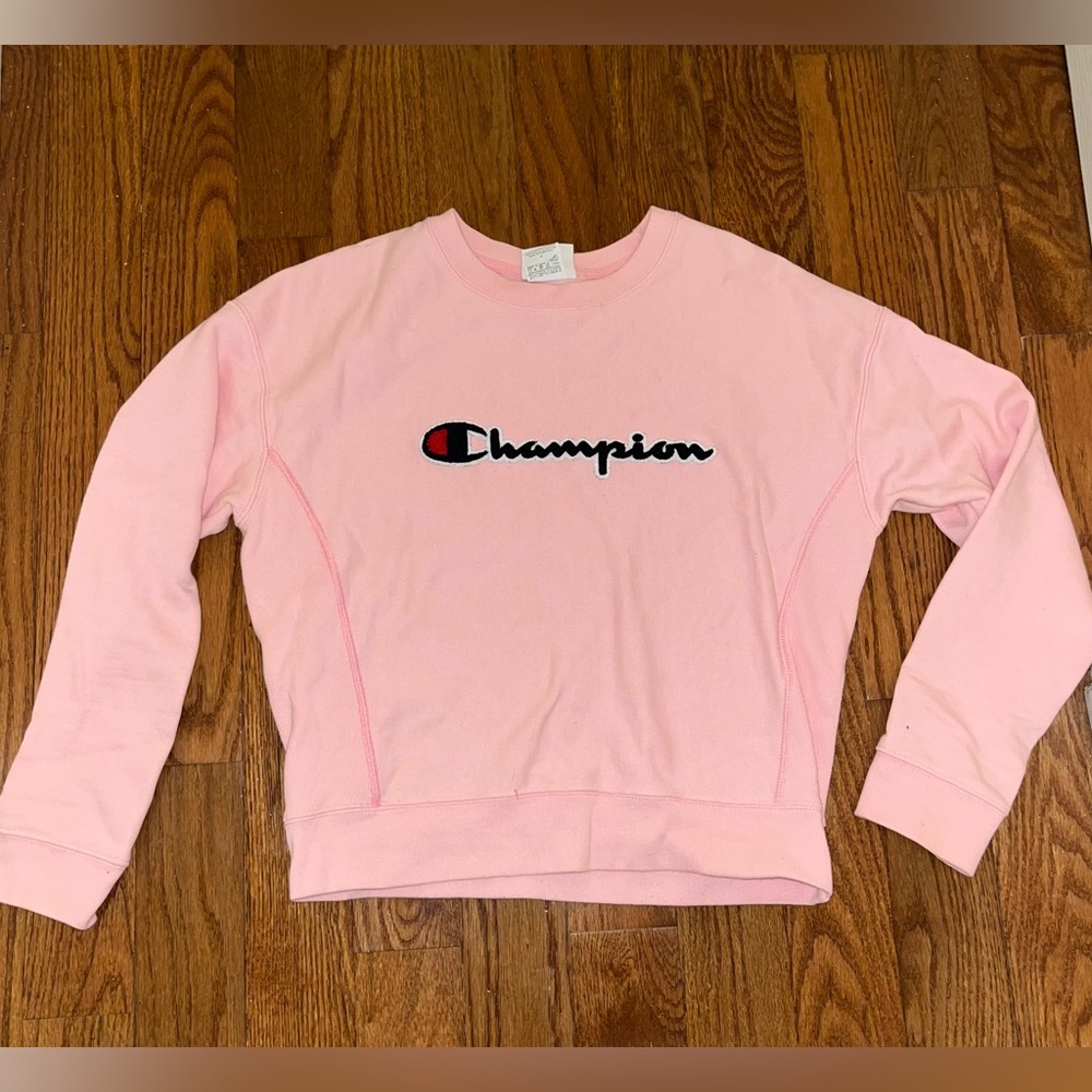 Pastel pink crewneck sweater